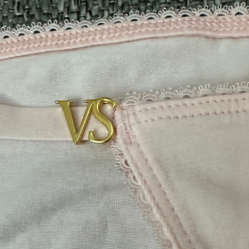 Victoria's Secret Lace-Trim Bikini Panty - Picture 5 of 7